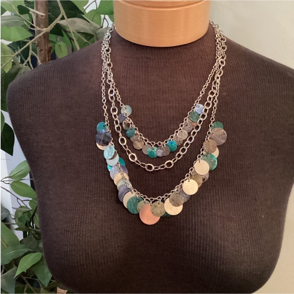 Fashion Bug costume jewelry 3 layer necklace claw closure and extender